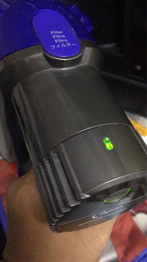 Dyson handheld vacuum cleaner (faulty), TV & Home Appliances, Vacuum