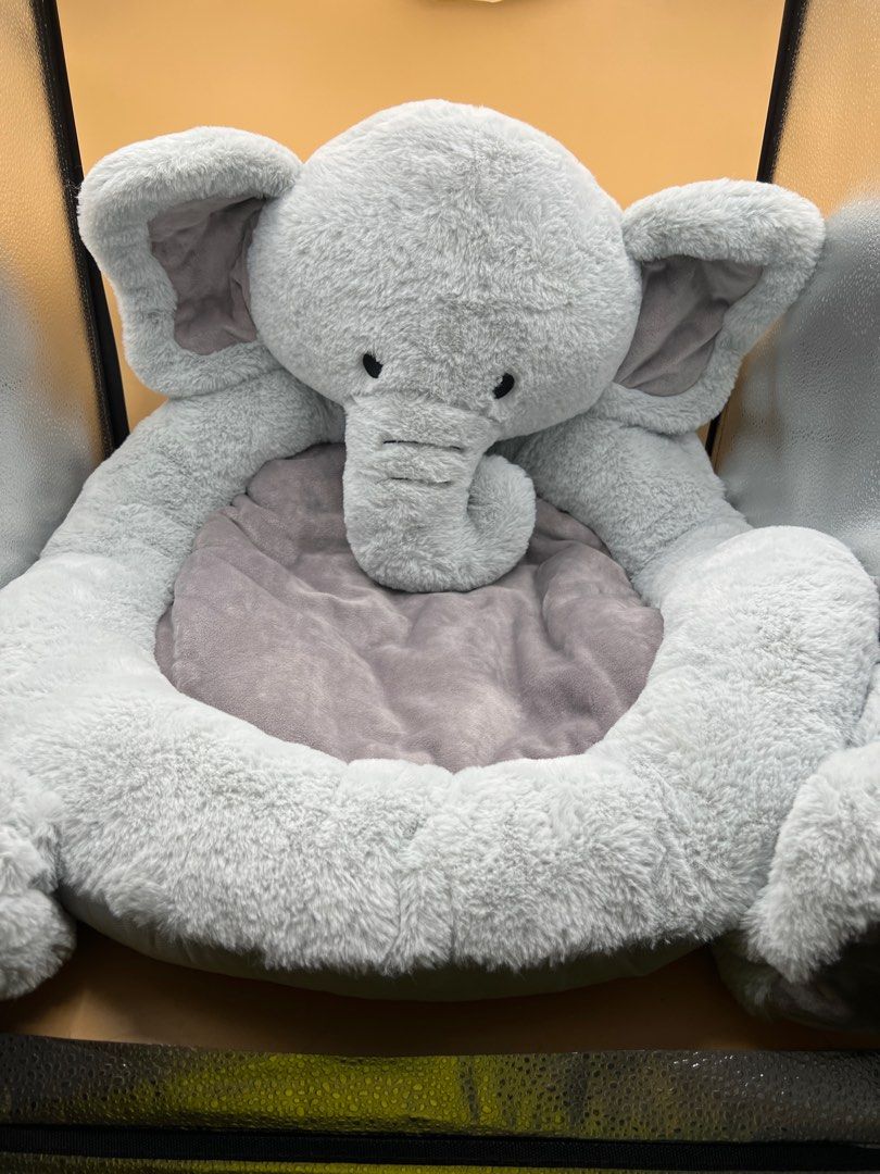 Elephant Plush Play Mat (Category: Infant Playtime) located in Quezon City. Submitted by bigmommashoppe (Listing ID 1220882958, Image 1). Description: Product Details Suitable for ages: 0+ months Dimensions/Size: 84cm (L) x 65cm (W) Material: Outer and fill: Polyester Colour: Grey Features Elephant shaped.