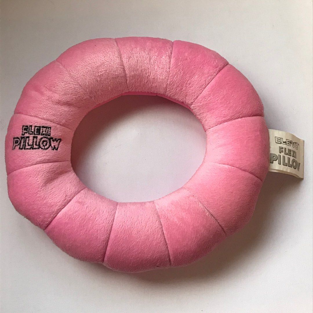 ELEVO FLEXIPILLOW with Health Benefits (Category: Massage Devices) located in Mandaluyong City. Submitted by iyasellsph (Listing ID 1220717243, Image 1). Description: ELEVO FLEXIPILLOW 13" across, 35" diameter, 3" thick Functions: • Seat cushion • Lumbar support • Chair cushion • Neck rest • Head rest • Floor pillow • Pillow Product Features: • Easy twist • Supperts the neck, spine, shoulders, lower back and legs. • Perfect for travel, home and o