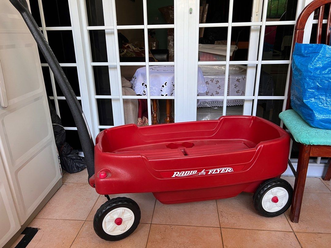 Radio flyer wagon hotsell 2700