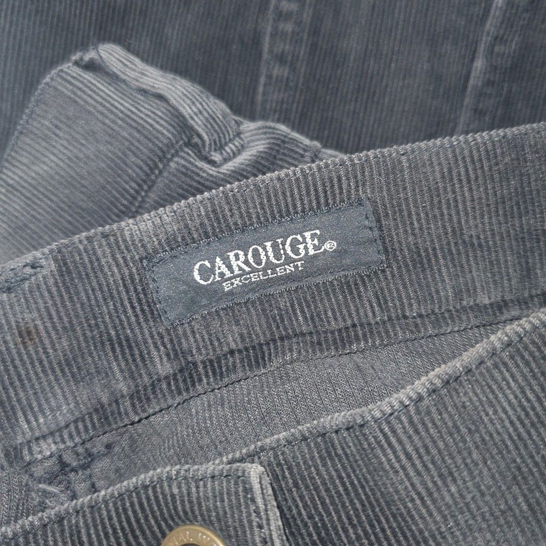 Flared black Corduroy pants (Category: Other Bottoms) located in Quezon City. Submitted by charott (Listing ID 1220785206, Image 2). Description: last price posted shipping: 👉j&t 👉 gogo express 👉grab/lalamove (within metro manila only 👉shoppee checkout (plus 15 pesos) Payment first basis.