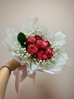 Free delivery,Valentines,Roses,Red,blue,champagne, purple roses,Birthdays,Anniversary, Proposal bouquet,Sunflowers bouquet, Baby breathe, graduation bear bouquet, ROM flowers,fresh flowers bouquet, Gerbera daisy,玫瑰、向日葵 、满天星 、鲜花 Fresh flowers bouquet