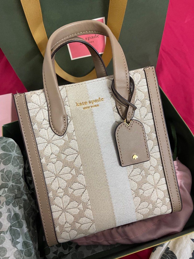 Full set box & receipt) Kate Spade Flower jacquard, Women's Fashion, Bags &  Wallets, Cross-body Bags on Carousell