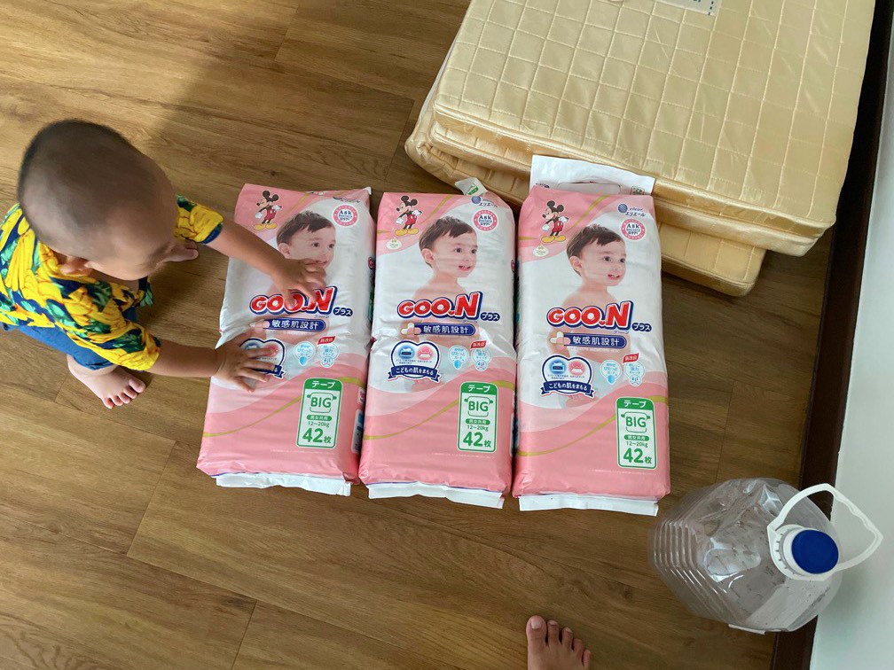 Goon Diapers Babies Kids Bathing Changing Diapers Baby Wipes Goon Diapers Babies Kids Bathing Changing Diapers Baby Wipes