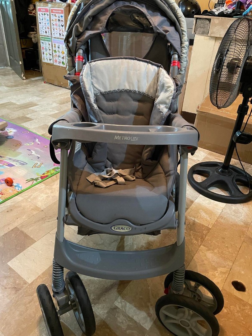 GRACO Metro lite, Babies & Kids, Going Out, Strollers on Carousell
