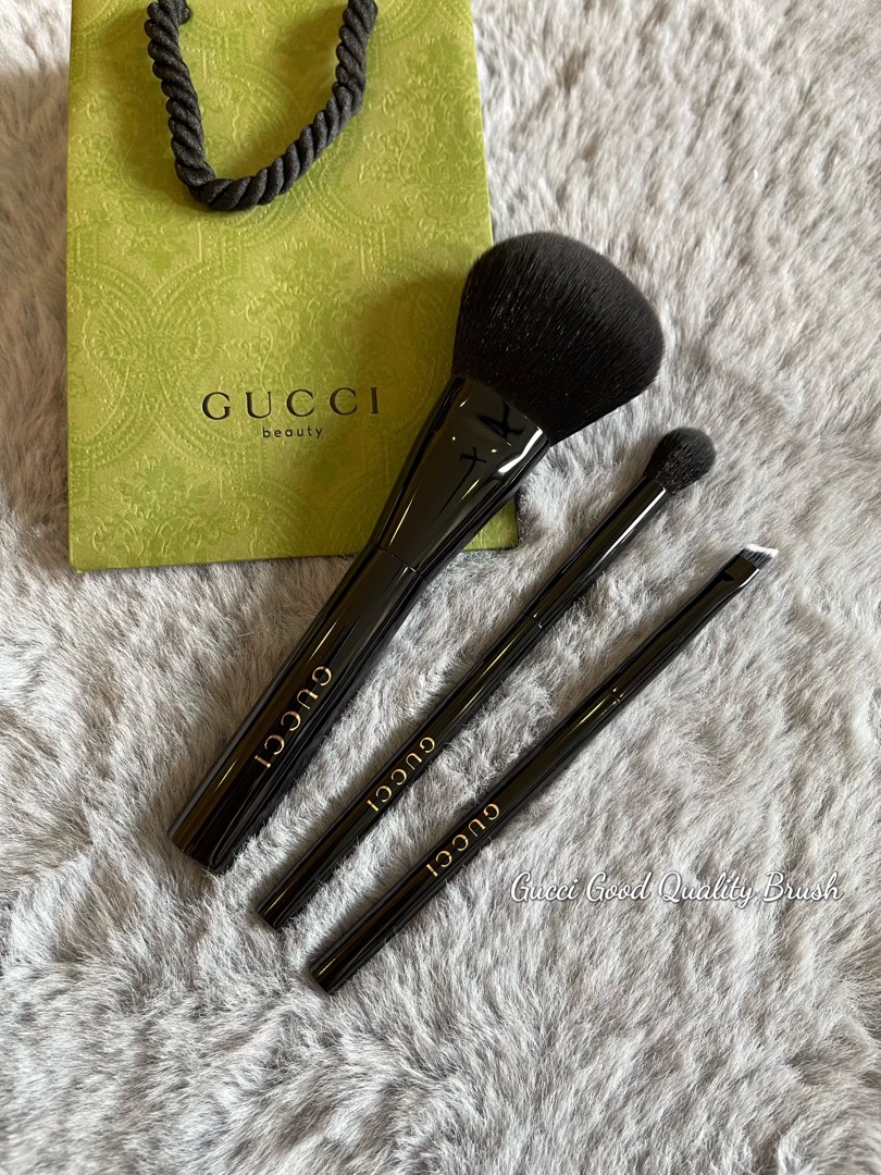 Gucci Makeup Brush, Beauty & Personal Care, Face, Makeup on Carousell