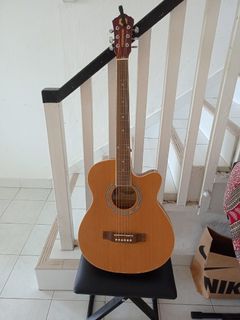Guitar (Brand: Cristofori)