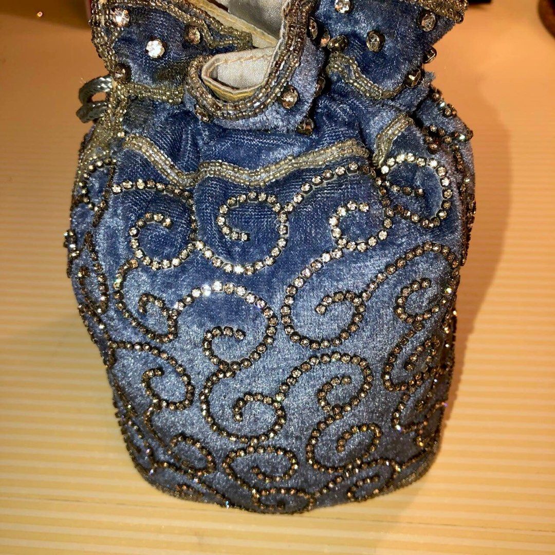 Vintage gypsy bags top