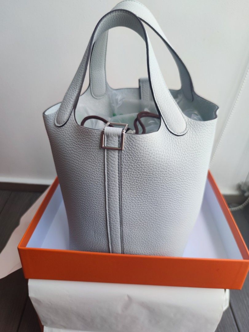 Hermes pitcoin18 blue pale, Luxury, Bags & Wallets on Carousell