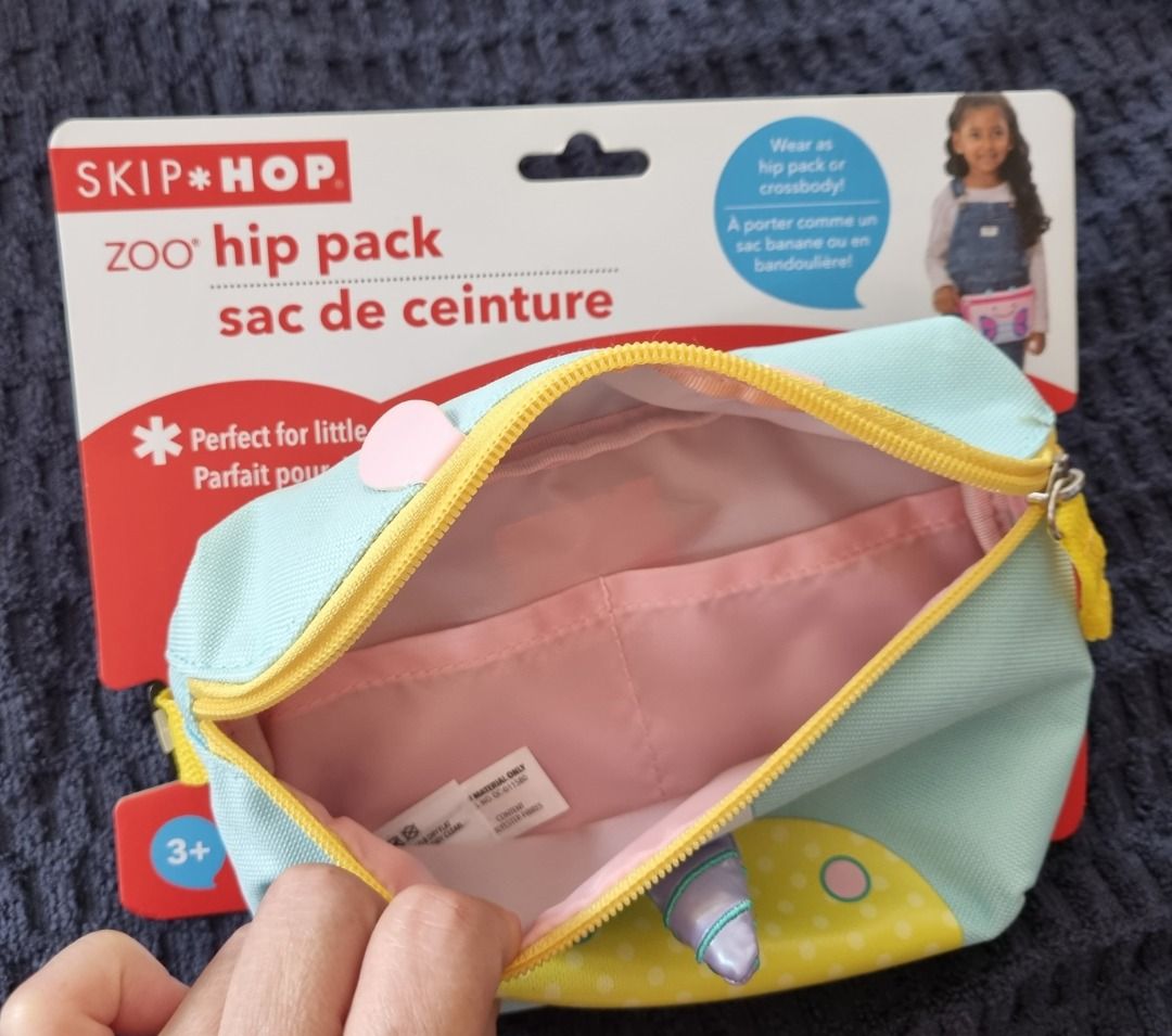 Hip or Crossbody bag (Category: Other Babies Going Out Needs) located in Cainta. Submitted by mama.sells (Listing ID 1220721502, Image 1). Description: Skip*Hop polyester/nylon adjustable strap/2 pockets inside Very cute bag, easy to clean Size - 7.5w x 5h".