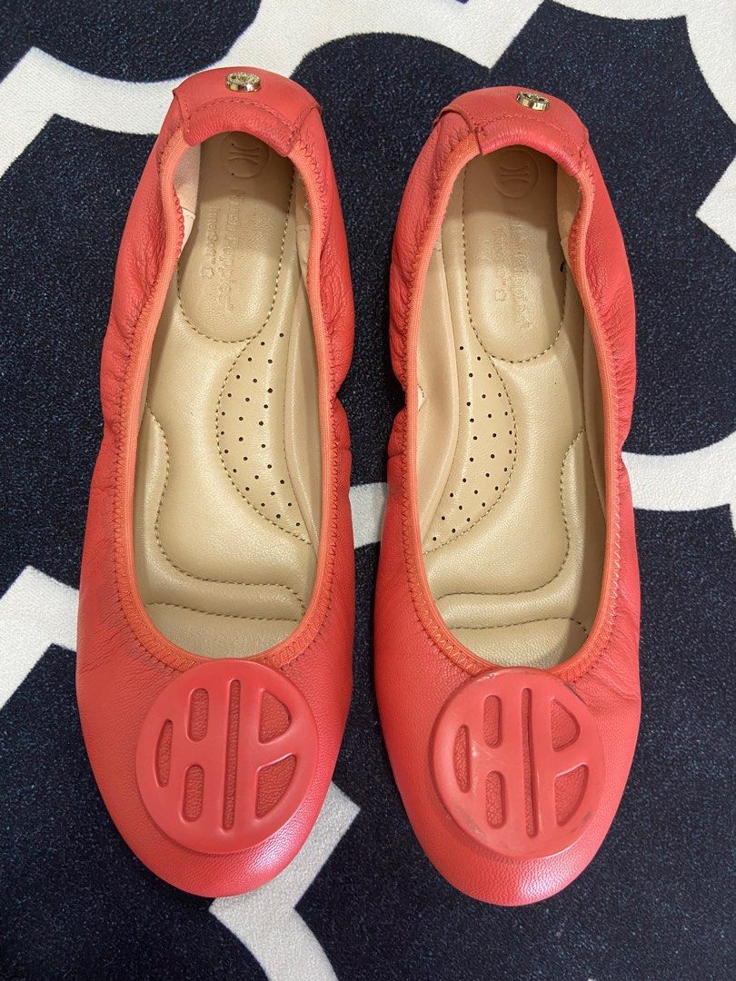 Hush puppies the curve store