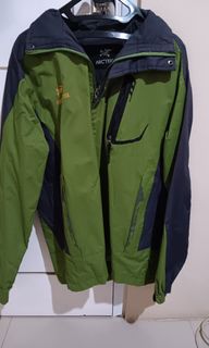 (Kategori: ) berada di . Dikirim oleh paramythrift_store (ID iklan 1220819535, Gambar 1). Deskripsi: .