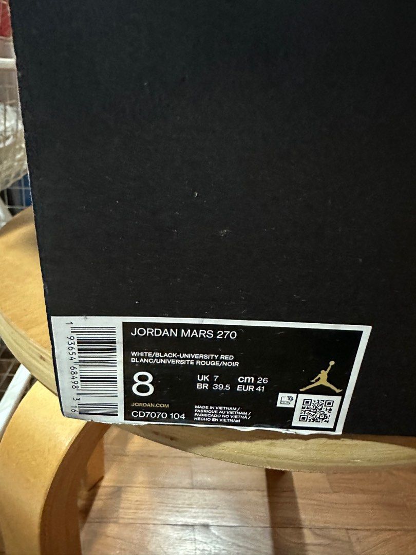 Jordan mars 270 rouge deals