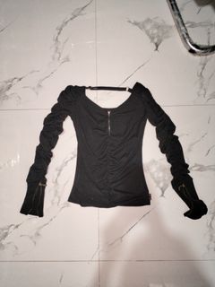 kaos lengan panjang  hitam backless square neck gothic