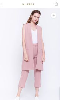 KLARRA SLEEVELESS BLAZER