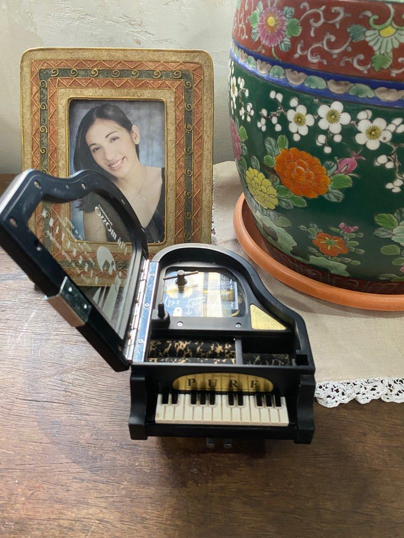Gan Sasho Pure Vintage Lady Mate Japan Music and Jewelry Box Black