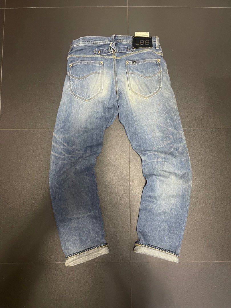 LEE 101 （分類：牛仔褲）位於 Hong Kong。 由 ctc3512 提交（商品編號 1220842786，圖片 2）。簡介： Lee 101 Made in Japan W31 L33 馬毛皮牌 鎖鏈腳￼ 未改 $500 屯馬線 屯門-美孚交收￼ 。