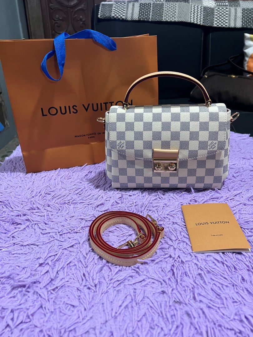 Louis Vuitton Croisette Azure (Category: Luxury Bags & Wallets) located in Binalonan. Submitted by sheenaluxarchive (Listing ID 1220823602, Image 1). Description: Sign of use only Bahala na kayo mga sis hindi ko sure ang authenticity nito. From japan box nahalo lang siya..