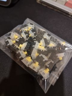 Lubed Gateron Milky Yellow switches