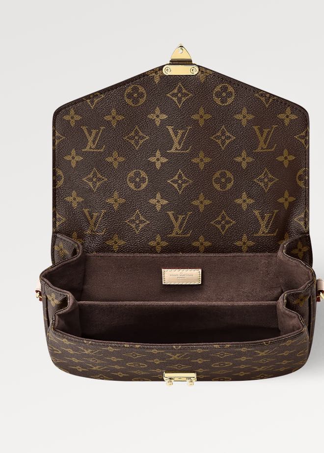 Louis Vuitton Pochette Metis bag in 2023