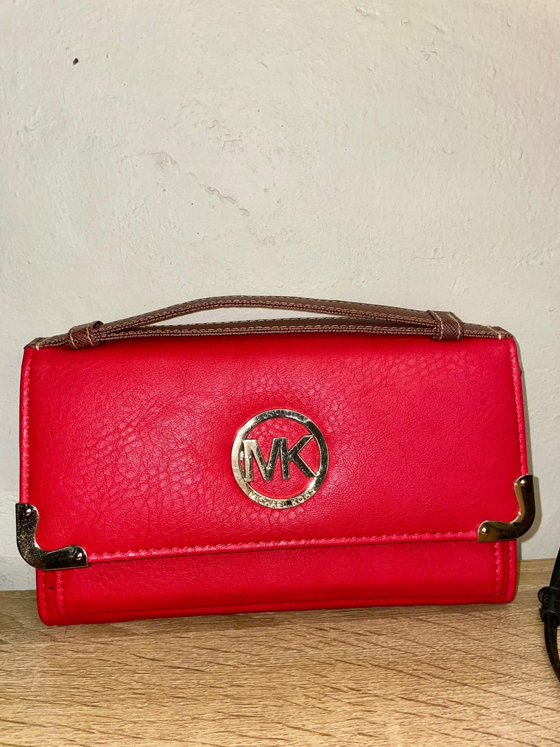 Michael Kors Purse Hand Bag (Free Shipping), Women's Fashion, Bags &  Wallets, Cross-body Bags on Carousell