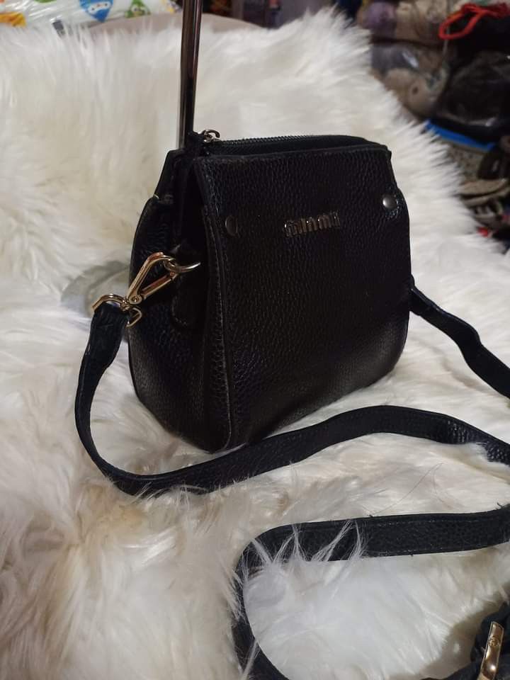 Minmin top sling bag