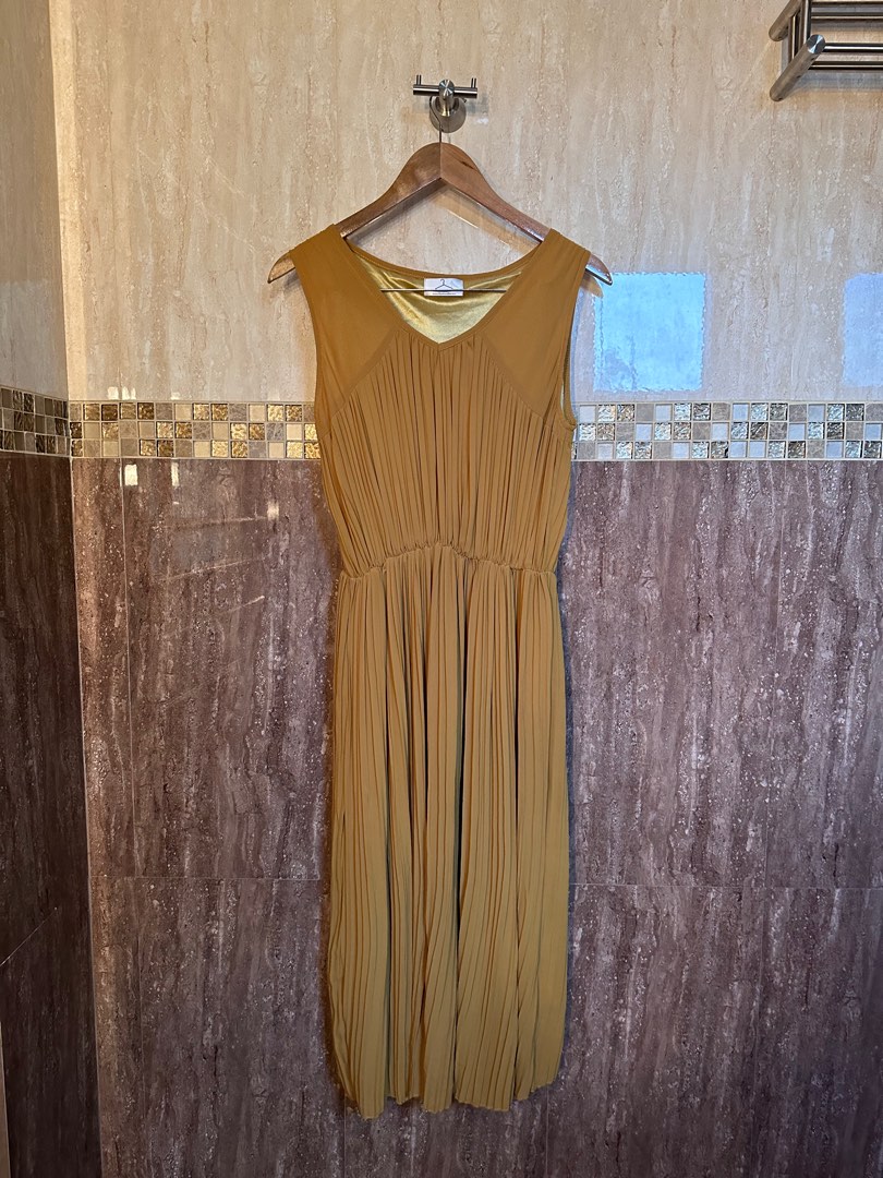 Mustard Yellow Pleated Dress on Carousell