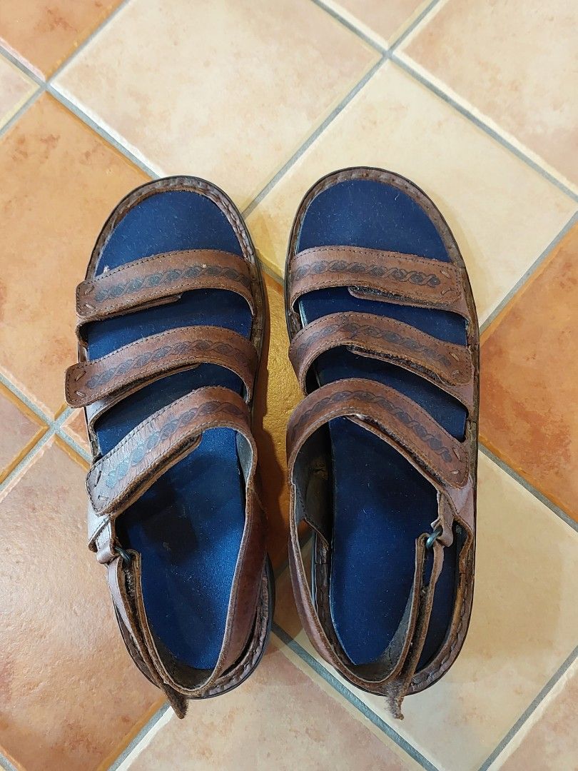 Naot Orthotics Sandal with removable footbed Women s Fashion Footwear Sandals on Carousell