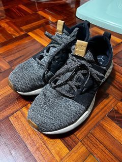 NB 運動休閒鞋
