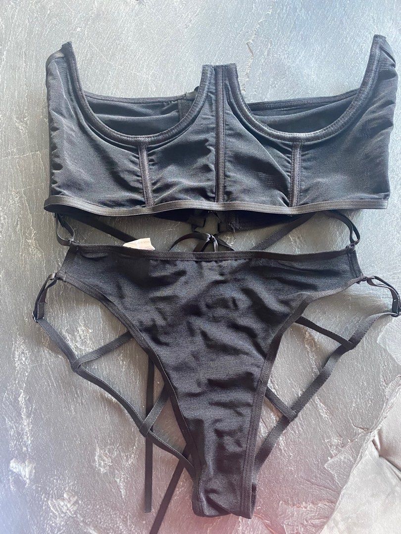 New Novelty lingerie set S, Women's Fashion, New Undergarments