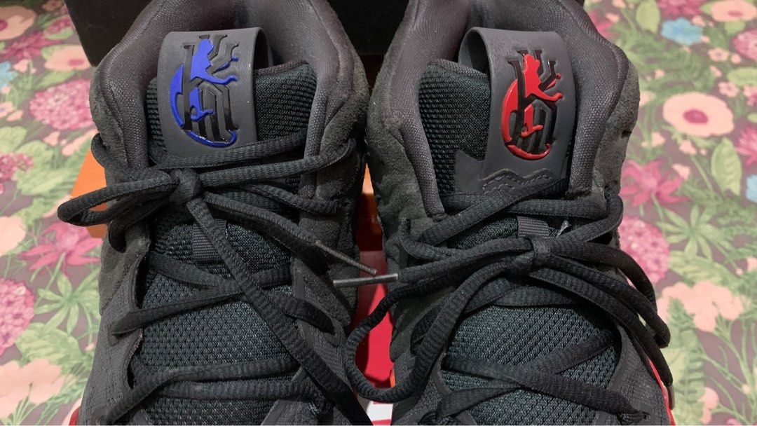 Kyrie 4 insole top