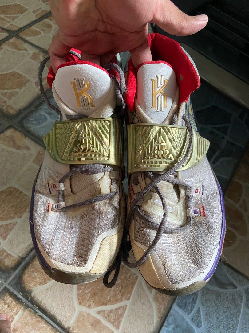 Nike Kyrie Irving Rainbow Transparent 8.5UK