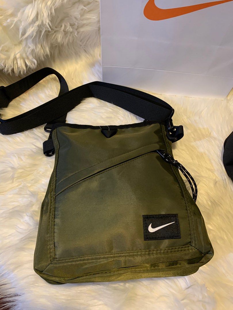 mens nike sling bag