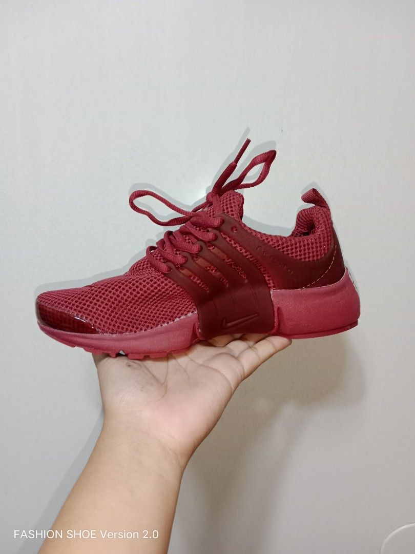 Triple red nike presto hotsell