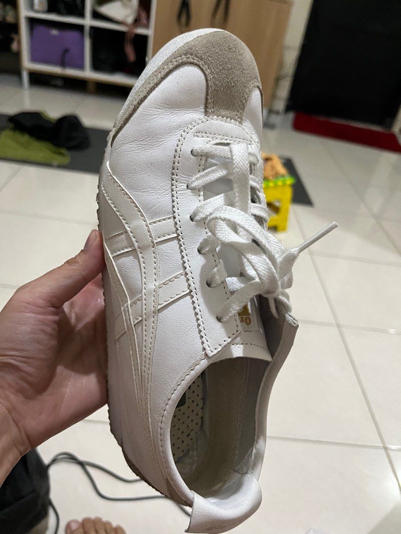 Onitsuka putih hotsell