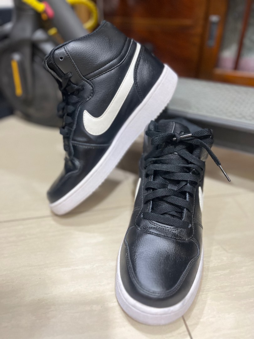 mens nike mid shoes
