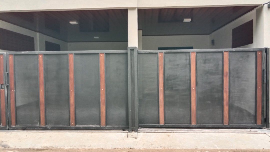 Pagar besi kombinasi kayu canwod, Perabotan Rumah di Carousell