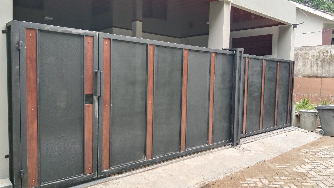 Pagar besi kombinasi kayu canwod, Perabotan Rumah di Carousell