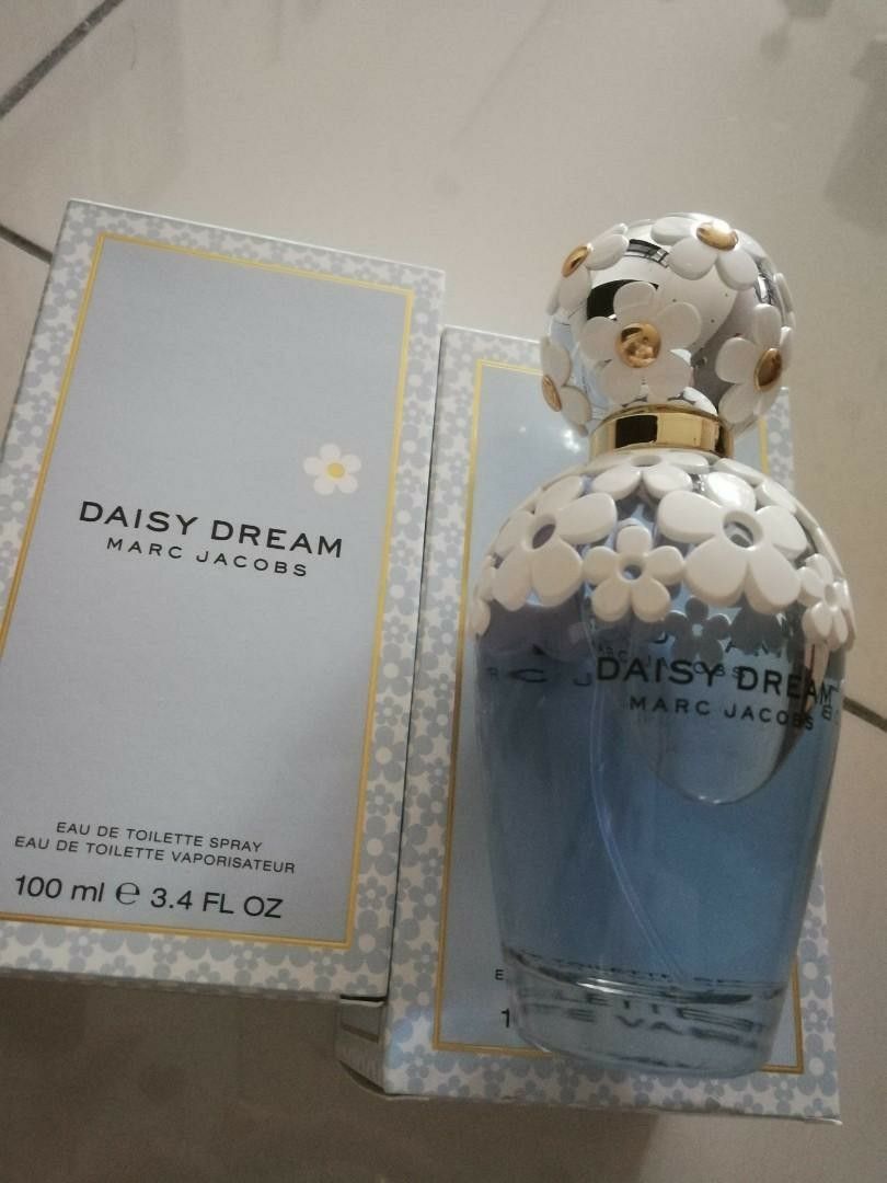 marc jacobs daisy dream tester