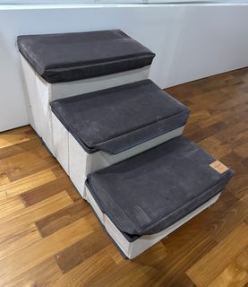 Pet stairs for dogs with storage space