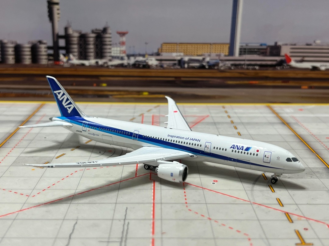 PHOENIX SCALE 1:400 日本全日空航空ANA- ALL NIPPON AIRWAYS NO 