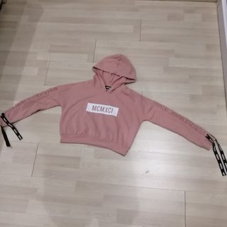 Pink crop top hoodies