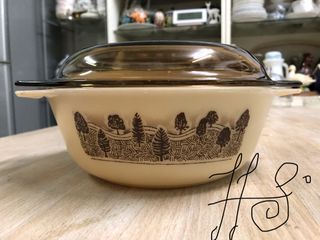 Pyrex brown tree
