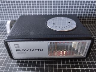 Raynox 300