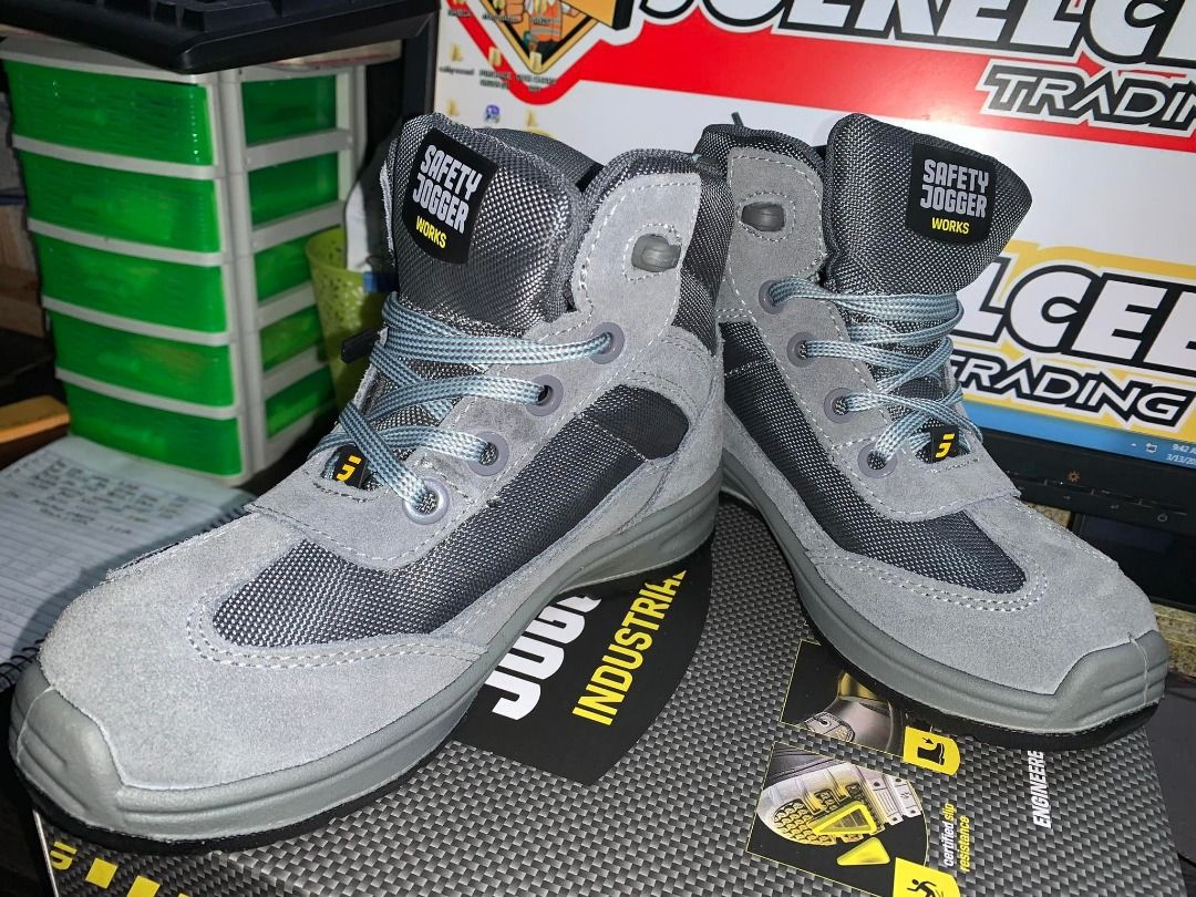SAFETY SHOES BOTANIC on Carousell