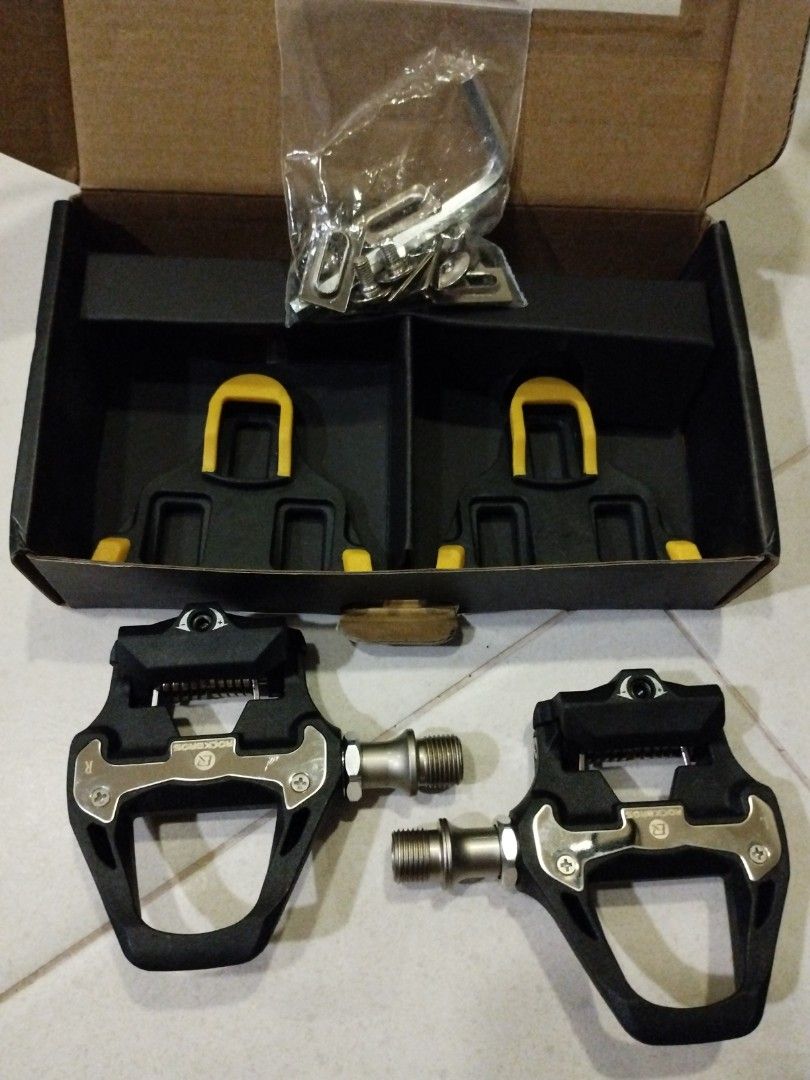 Shimano Road type SPD Cleats Clipon Pedals (Brand new complete