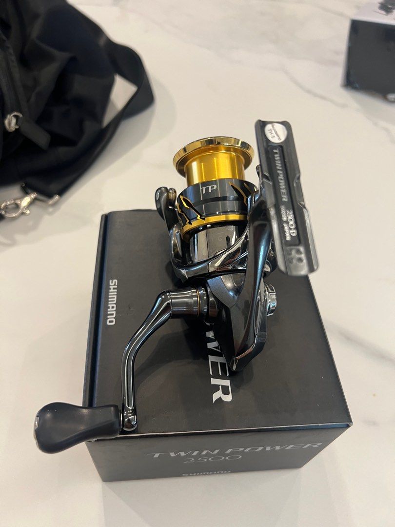 Shimano twinpower 2500, Sports Equipment, Fishing on Carousell