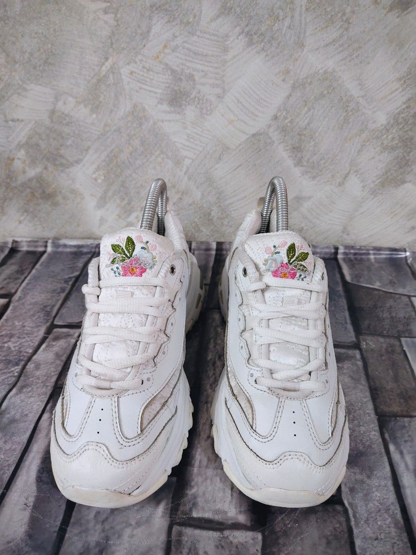 Skechers D Lites Rose Blooms 3uk Bundle