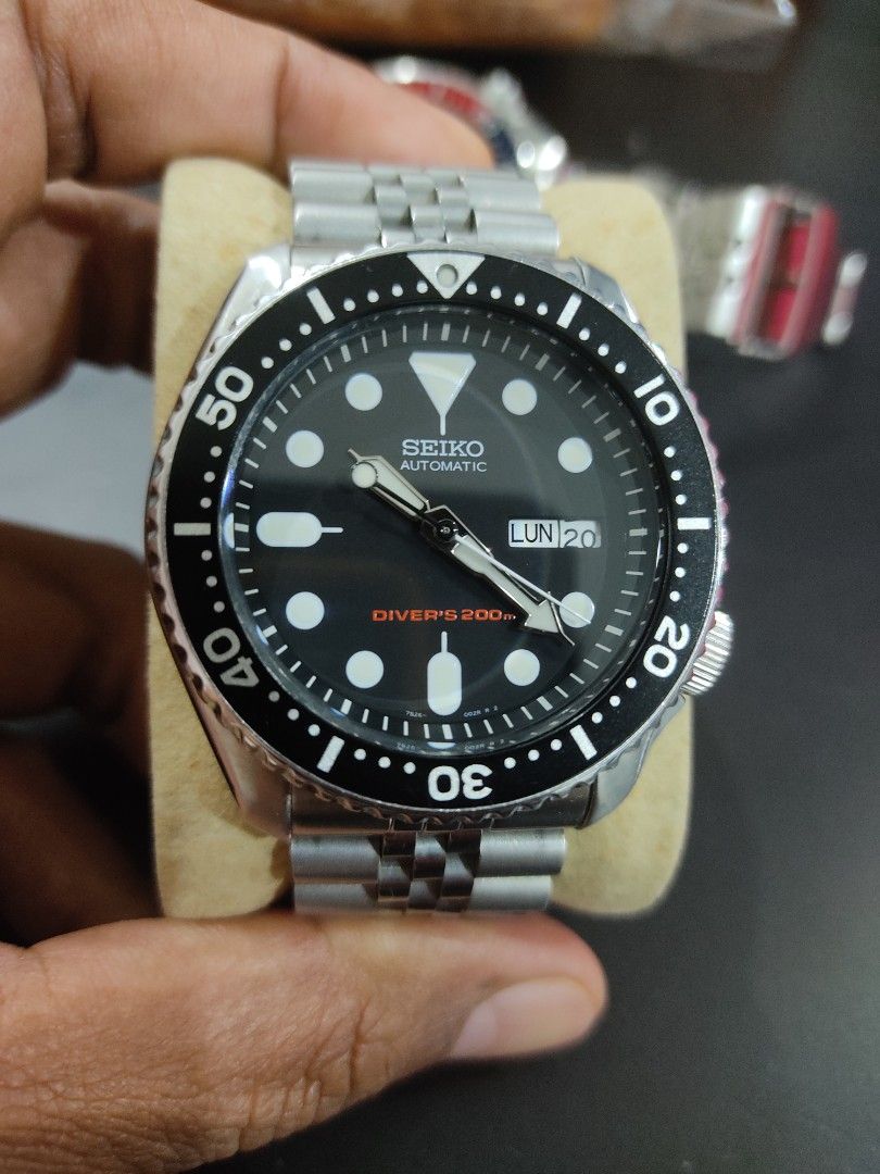 SKX007, Men's Fashion, Watches & Accessories, Watches on Carousell