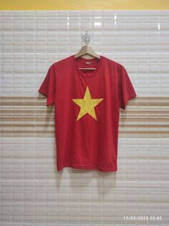 Star red t-shirt